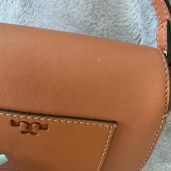 Tory Burch mini saddle bag - Picture 3 of 6